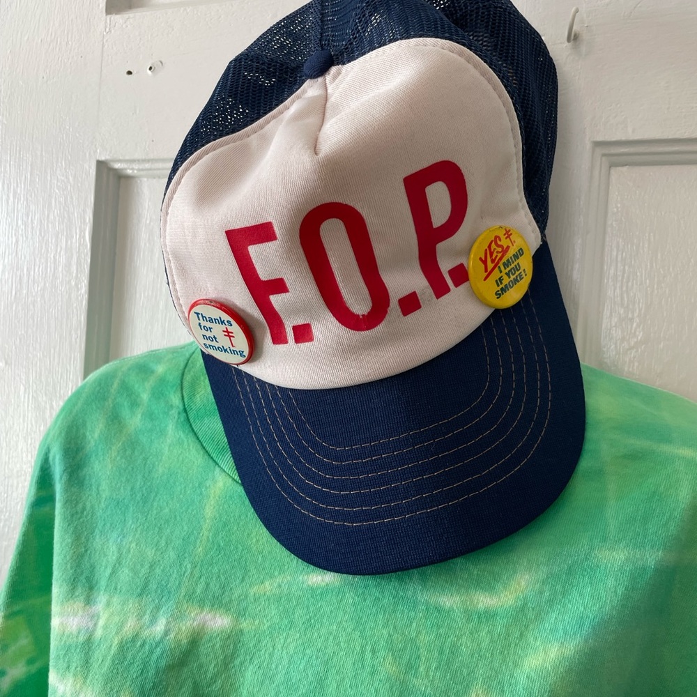 Vintage F.O.P Trucker Hat Mesh SnapBack Cap Thanks for Not Smoking Enamel Pins - Picture 10 of 10